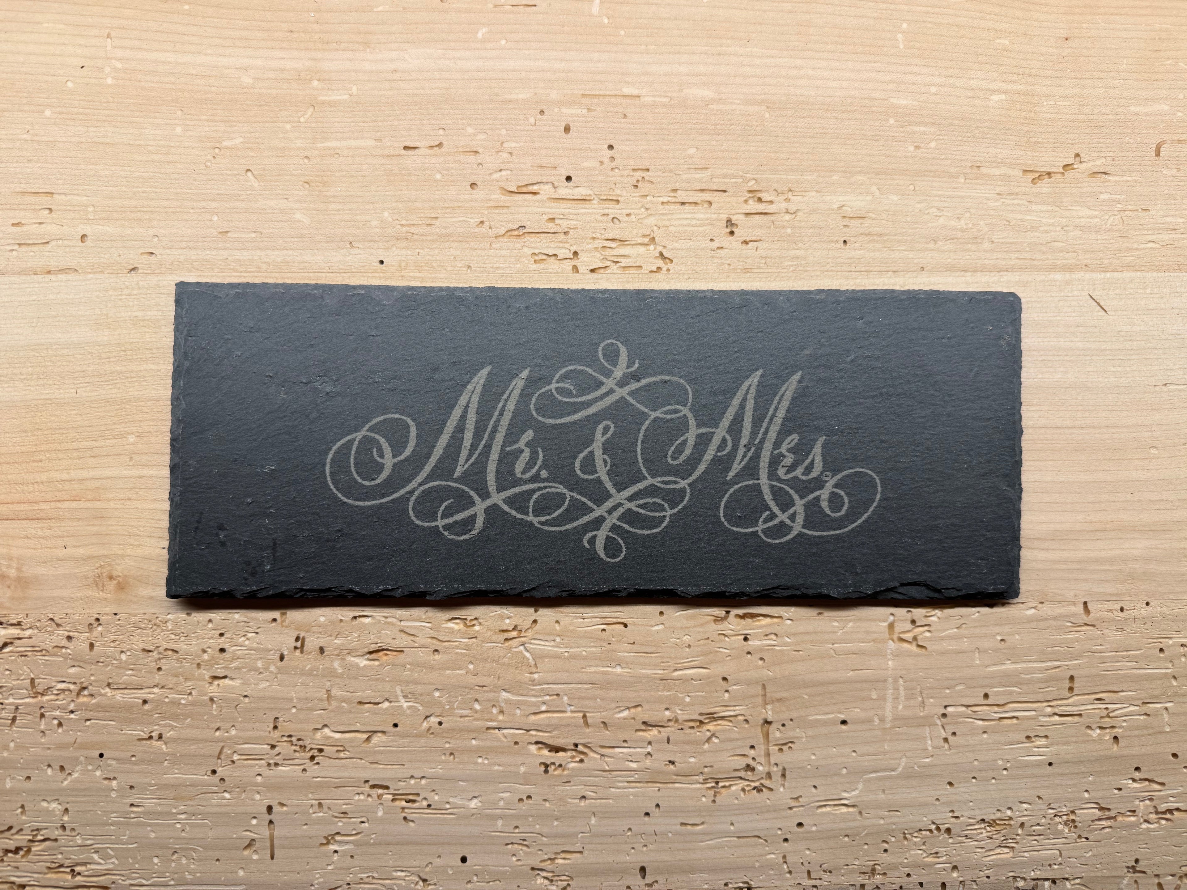 Schiefertafel mit Lasergravur eckig